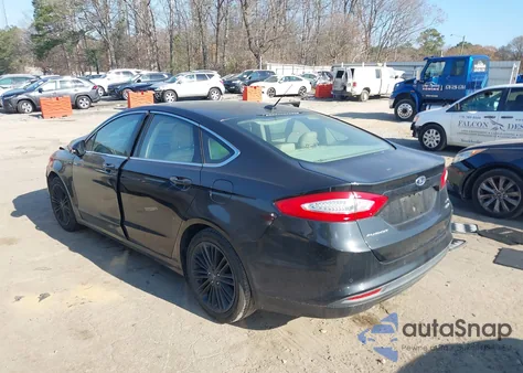 2014 Ford Fusion Se z USA, uszkodzony, nr VIN 3FA6P0HD1ER274687